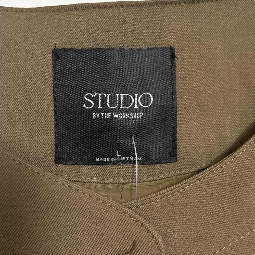 Studio By The Workshop Green Button Down Vest - image 2